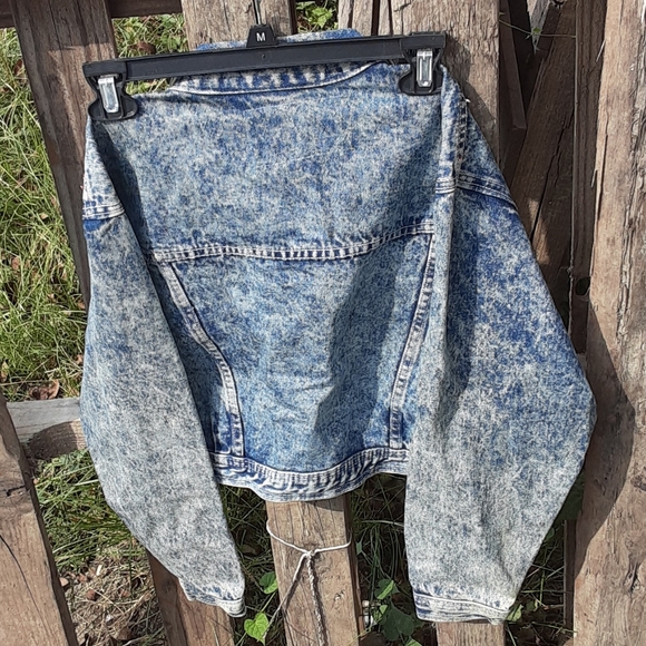 Jacket - Picture 3 of 4